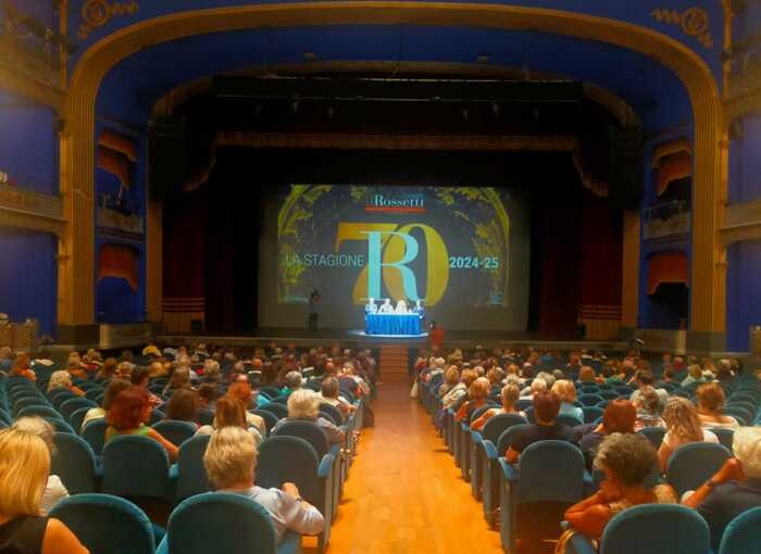 Il Teatro Rossetti di Trieste presenta la stagione dei 70 anni