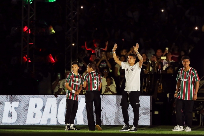 Calcio, Thiago Silva accolto come un eroe al Maracanà