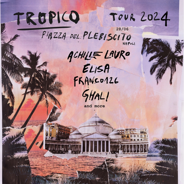 Tropico annuncia gli ospiti sul palco di piazza Plebiscito