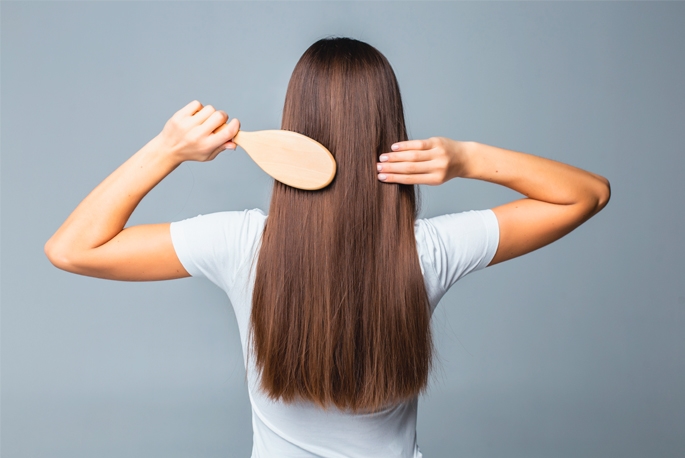 Vitamine per la crescita dei capelli in testa nelle donne, gli integratori più efficaci