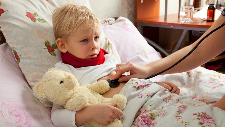 Malattie stagionali, cosa fare se il bambino si ammala I consigli degli esperti.