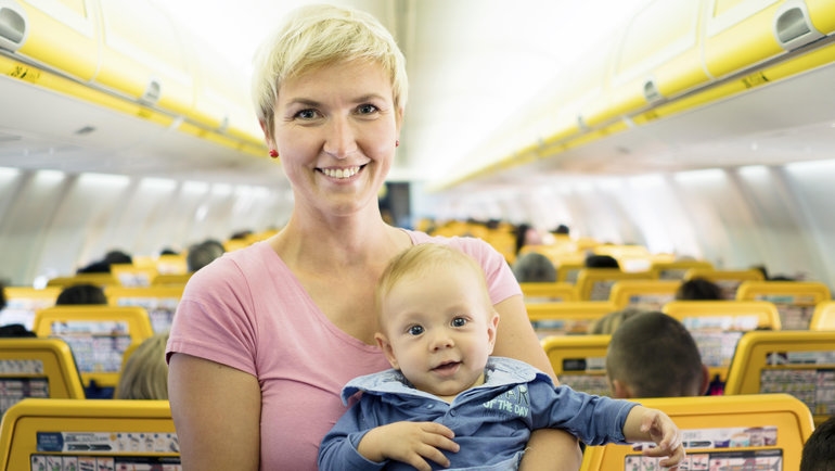 Viaggiare con un bambino, cosa è importante sapere, kit di primo soccorso e cose necessarie per il viaggio.